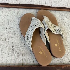 Tommy Bahama Women's Crochet Sandals - Cream and Tan